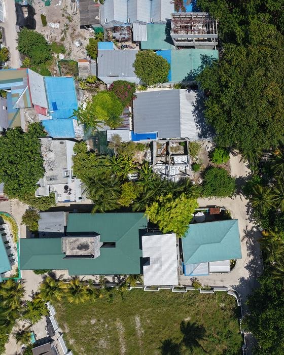 Ukulhas from above, the village running down to the beach.